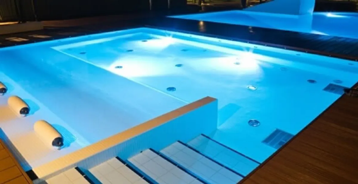 pool light installation and repair services providing modern illuminated pool lighting in Tacoma, WA